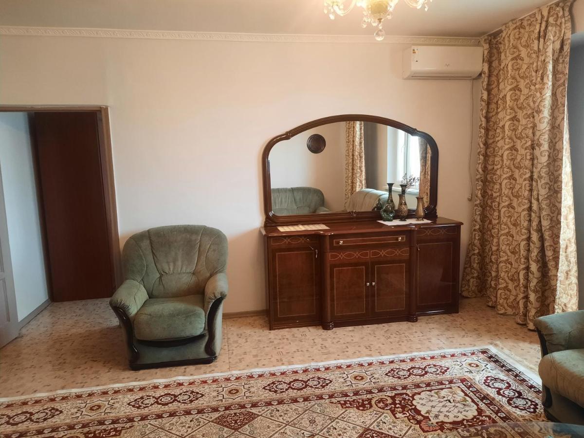Apartment Shevchenko Panfilova อัลมาตี ภายนอก รูปภาพ