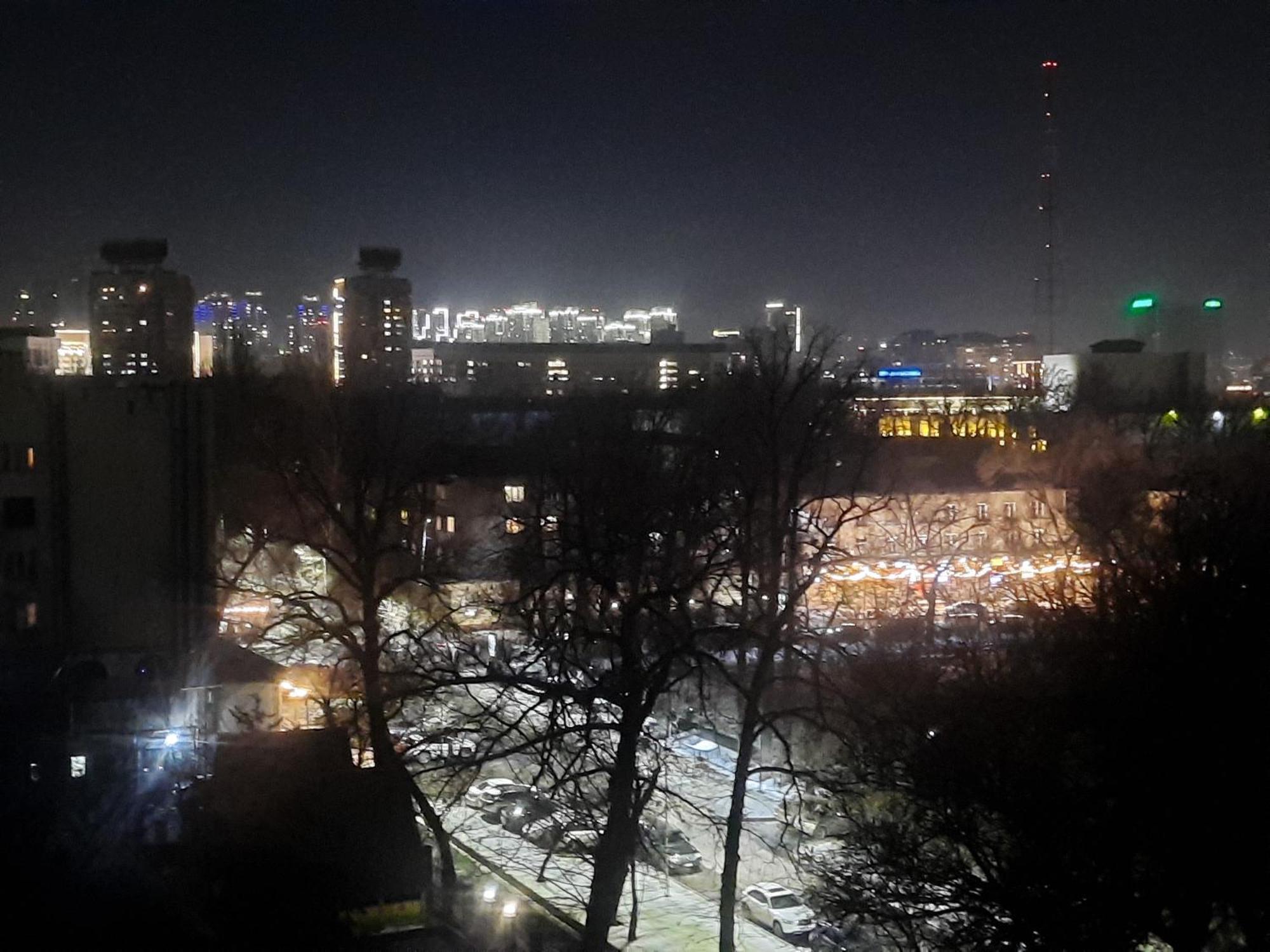 Apartment Shevchenko Panfilova อัลมาตี ภายนอก รูปภาพ
