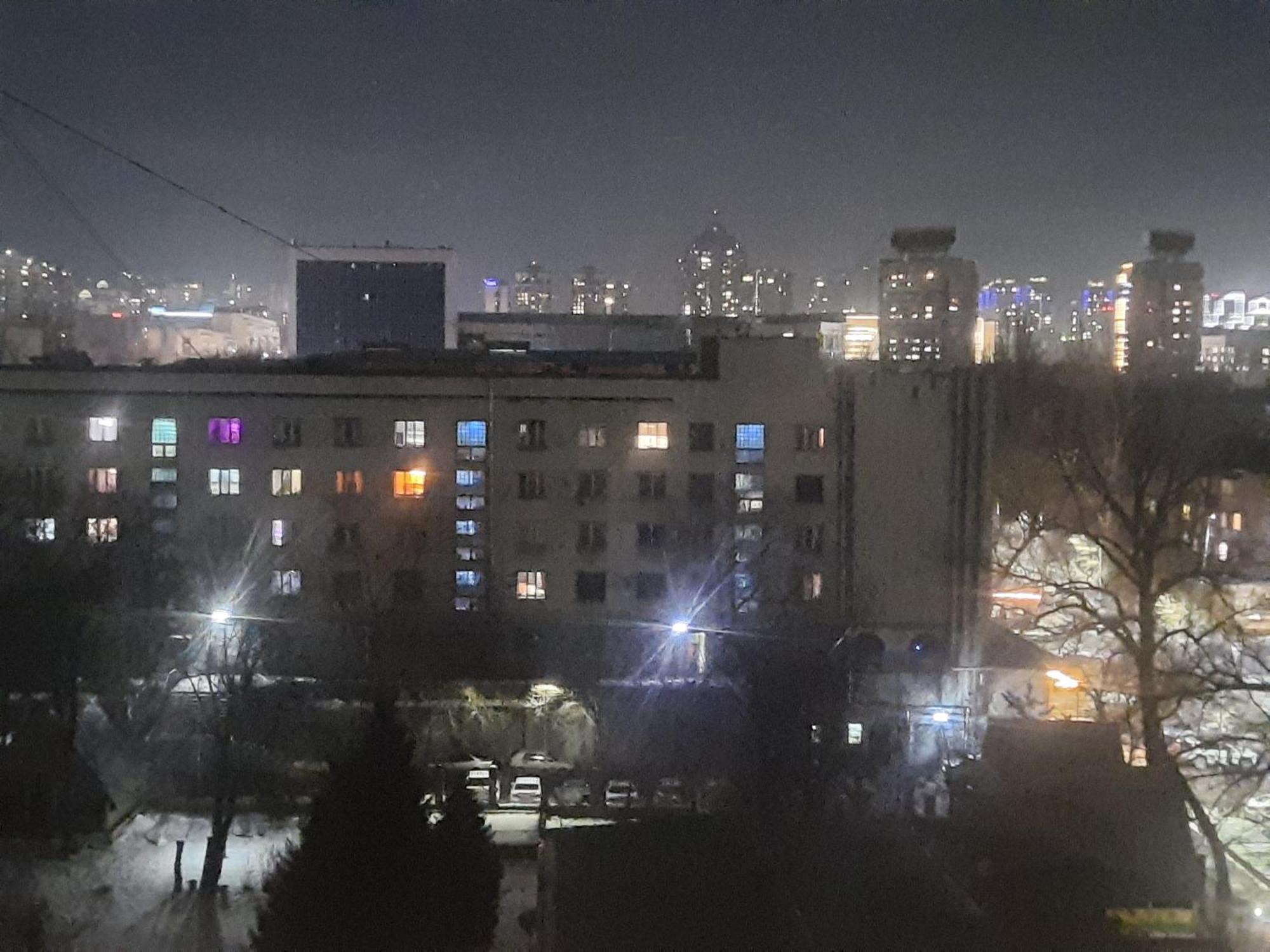 Apartment Shevchenko Panfilova อัลมาตี ภายนอก รูปภาพ